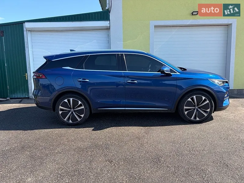 BYD Tang