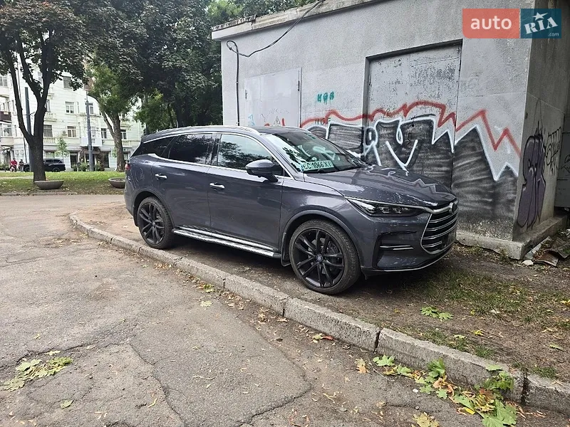 BYD Tang