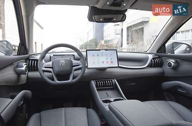 Позашляховик / Кросовер BYD Yuan Plus 2025 в 