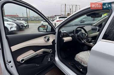 Позашляховик / Кросовер BYD Yuan Plus 2024 в 