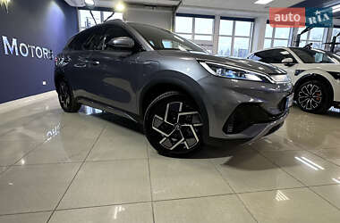 Позашляховик / Кросовер BYD Yuan Plus 2025 в 
