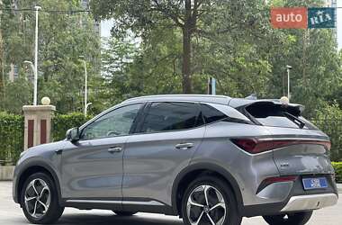 Позашляховик / Кросовер BYD Yuan Plus 2025 в 