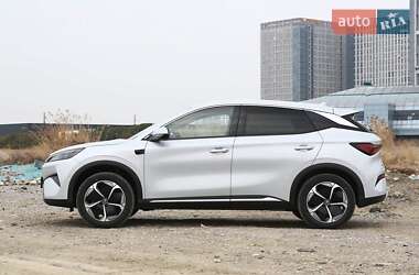 Позашляховик / Кросовер BYD Yuan Plus 2025 в 