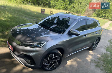 Внедорожник / Кроссовер BYD Yuan Plus 2023 в 