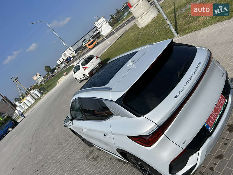 Внедорожник / Кроссовер BYD Yuan Plus 2023 в Киеве