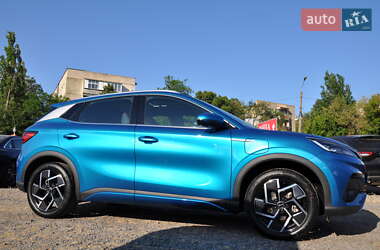 Позашляховик / Кросовер BYD Yuan Plus 2023 в 
