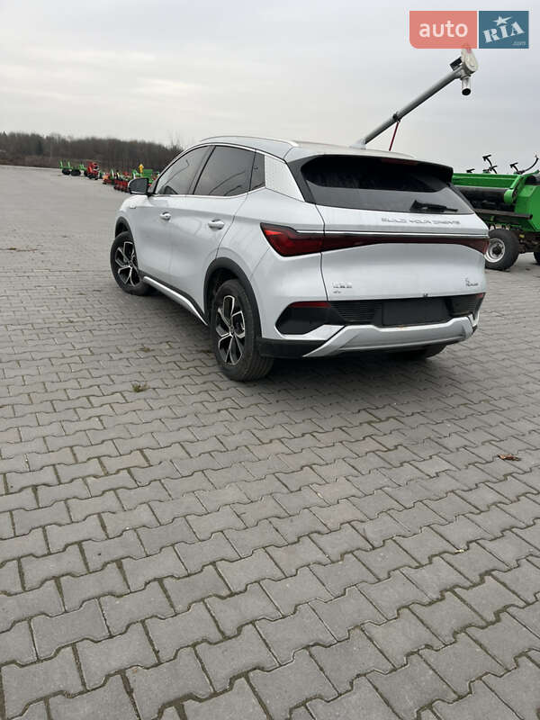 Внедорожник / Кроссовер BYD Yuan Plus 2024 в Тернополе