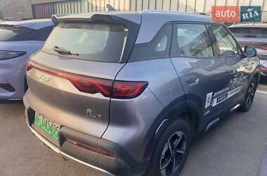 Позашляховик / Кросовер BYD Yuan Up 2024 в 