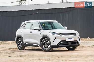 Внедорожник / Кроссовер BYD Yuan Up 2025 в 