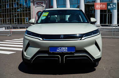 Позашляховик / Кросовер BYD Yuan Up 2024 в 