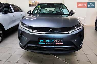 Позашляховик / Кросовер BYD Yuan Up 2025 в 