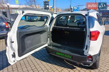 Позашляховик / Кросовер BYD Yuan 2021 в 
