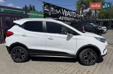 Внедорожник / Кроссовер BYD Yuan 2021 в 