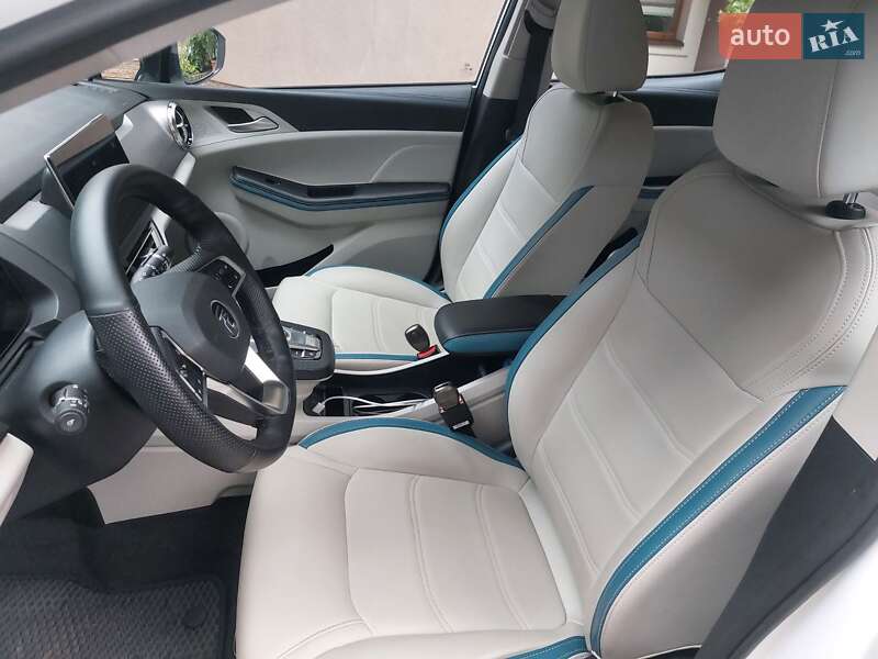 Позашляховик / Кросовер BYD Yuan 2023 в Снятині