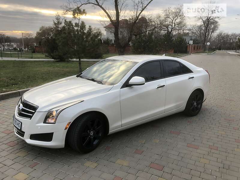 Седан Cadillac ATS 2013 в Ізмаїлі