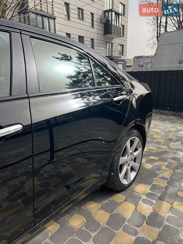 Седан Cadillac ATS 2013 в Тернополе