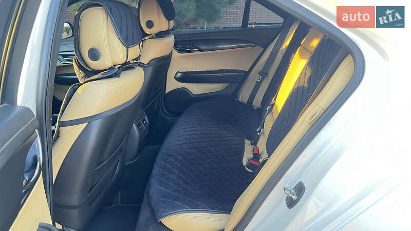Седан Cadillac ATS 2013 в Измаиле