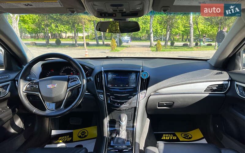 Седан Cadillac ATS 2015 в Львові