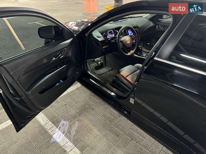 Седан Cadillac ATS 2015 в Киеве