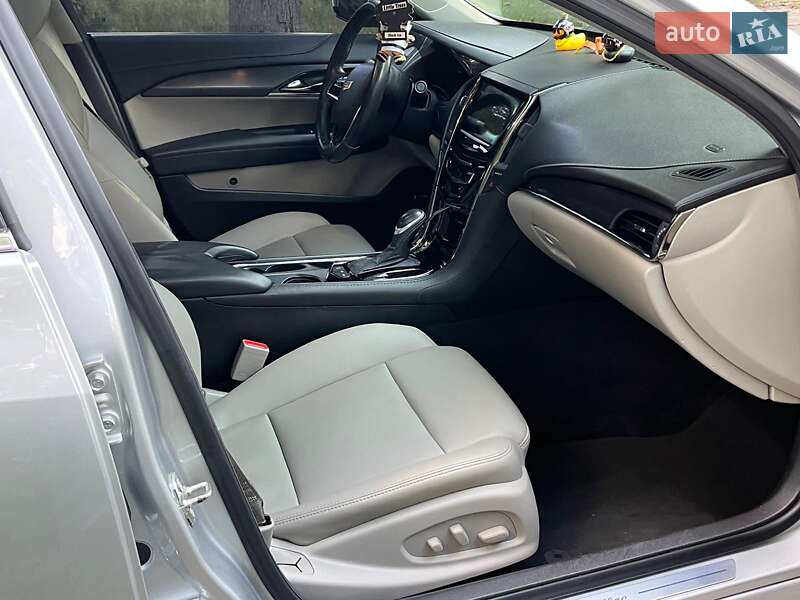 Седан Cadillac ATS 2016 в Киеве