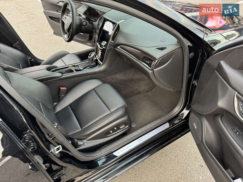 Седан Cadillac ATS 2015 в Киеве