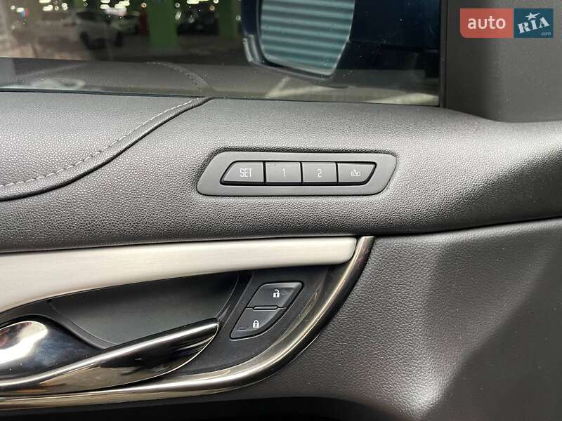 Седан Cadillac ATS 2016 в Киеве фото 12 Седан Cadillac ATS 2016 в Киеве