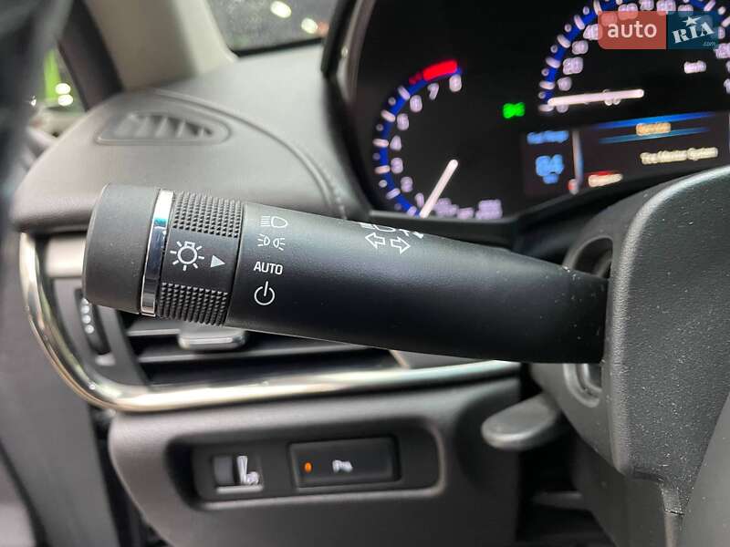 Седан Cadillac ATS 2016 в Киеве фото 18 Седан Cadillac ATS 2016 в Киеве