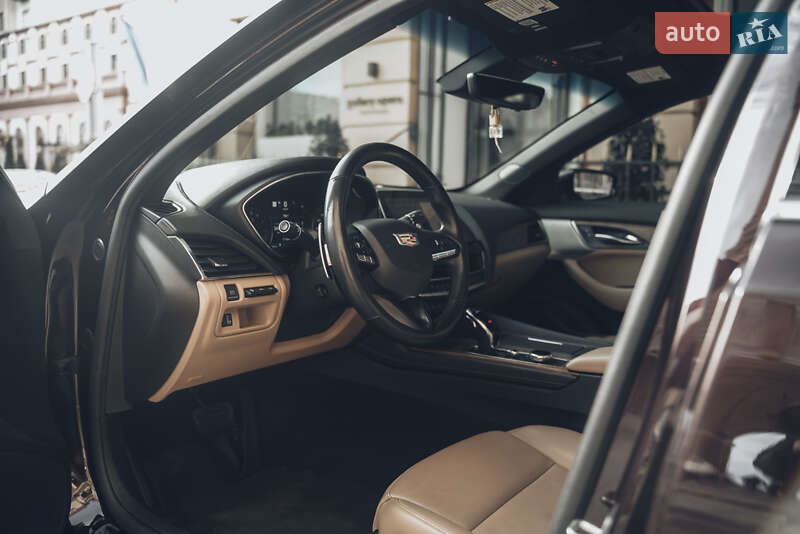 Седан Cadillac CT5 2020 в Одессе