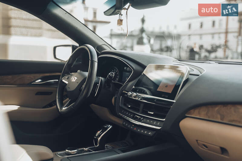 Седан Cadillac CT5 2020 в Одессе