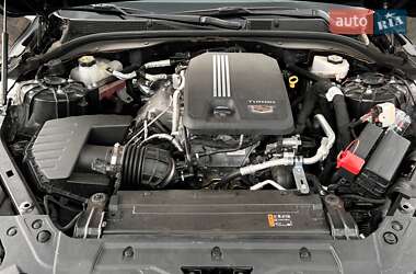 Седан Cadillac CT5 2021 в 