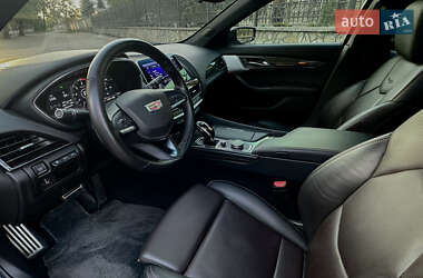 Седан Cadillac CT5 2022 в 