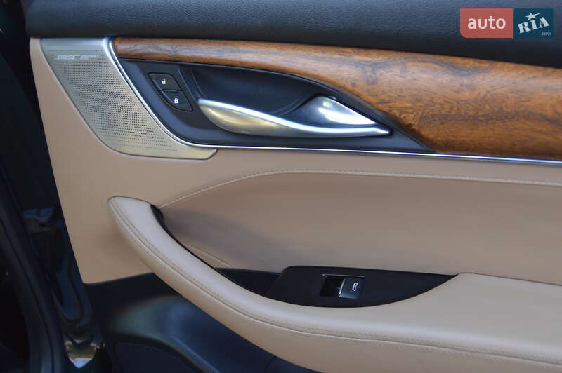 Седан Cadillac CT5 2020 в Одессе