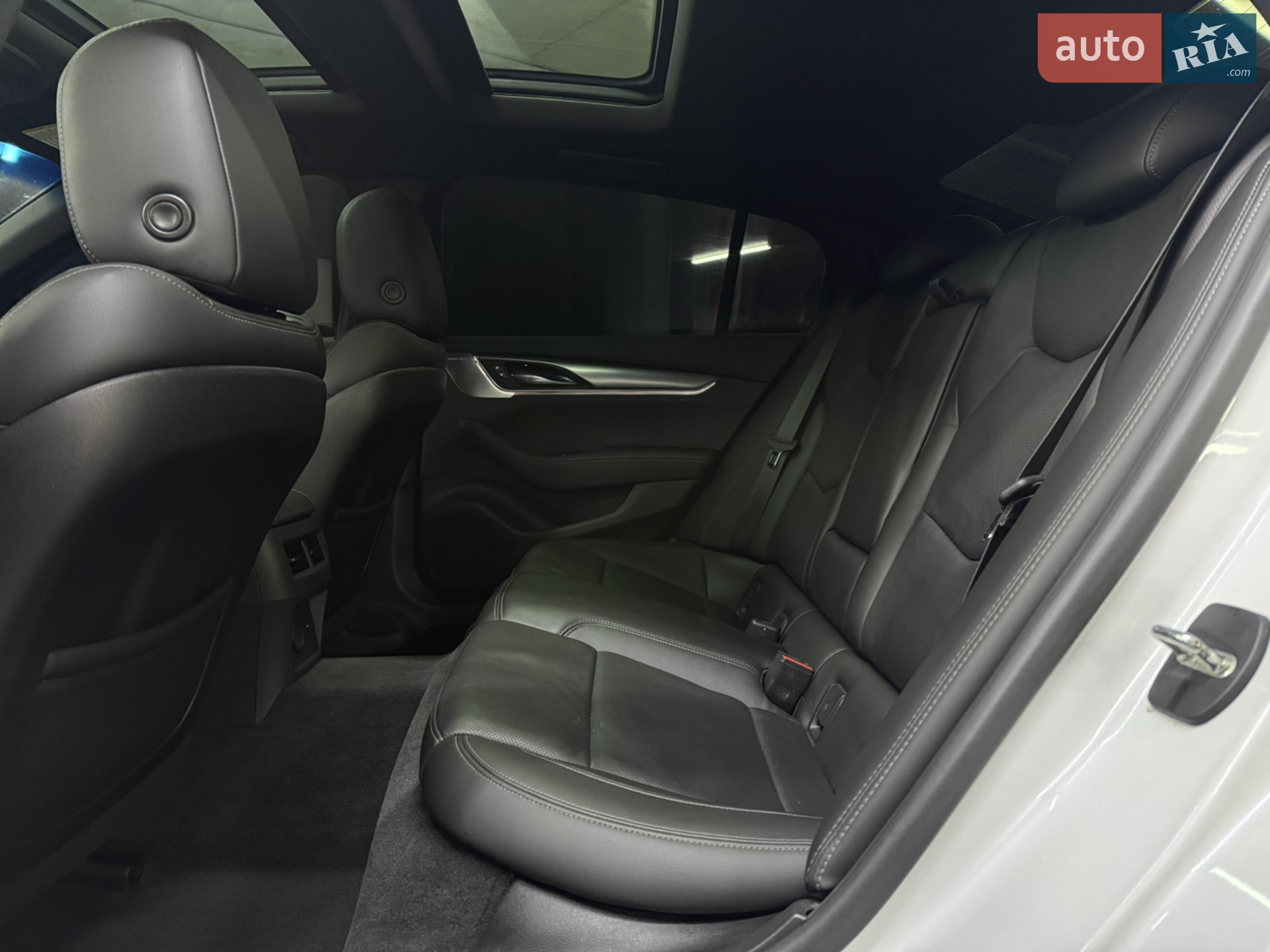 2019 Cadillac CT5 - мініатюра 26