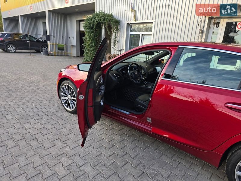 Седан Cadillac CT5 2020 в Кривом Роге