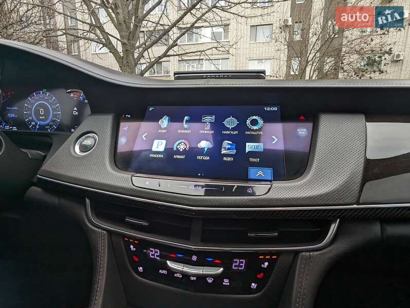 Седан Cadillac CT6 2016 в Кременчуці фото 38 Седан Cadillac CT6 2016 в Кременчуці