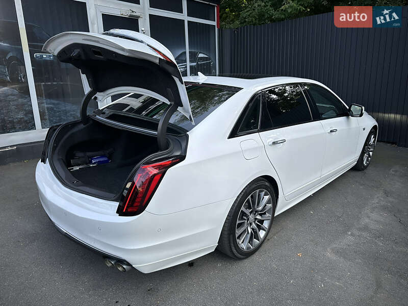 Седан Cadillac CT6 2019 в Киеве