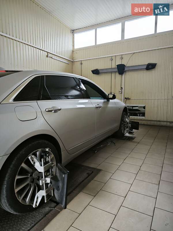 Седан Cadillac CT6 2018 в Києві