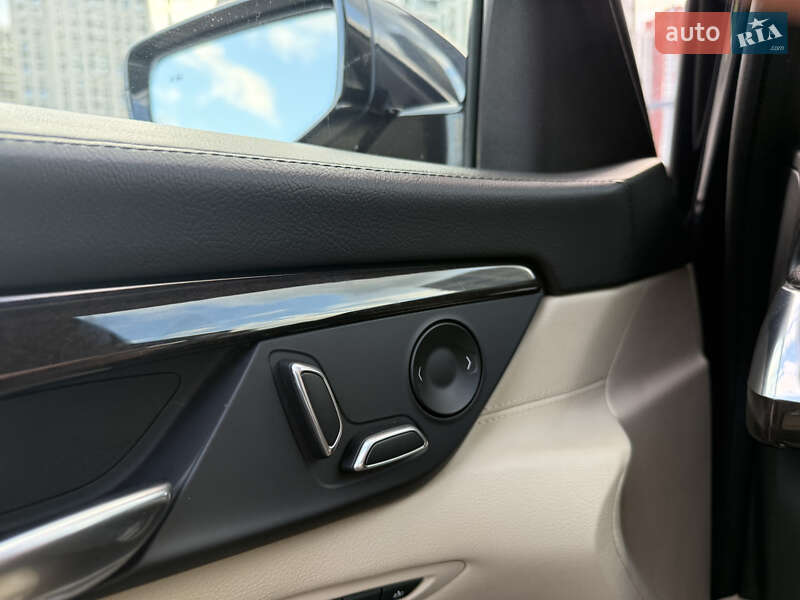 Седан Cadillac CT6 2016 в Киеве