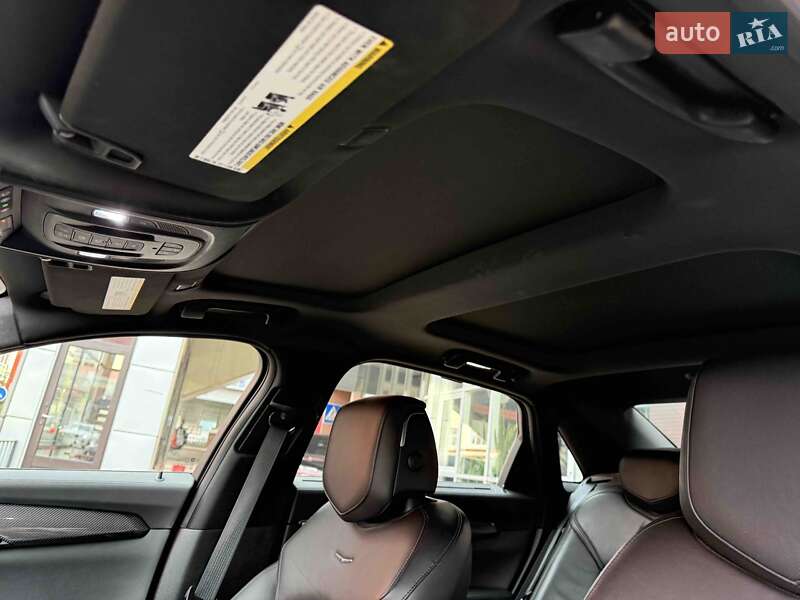 Седан Cadillac CT6 2019 в Львове