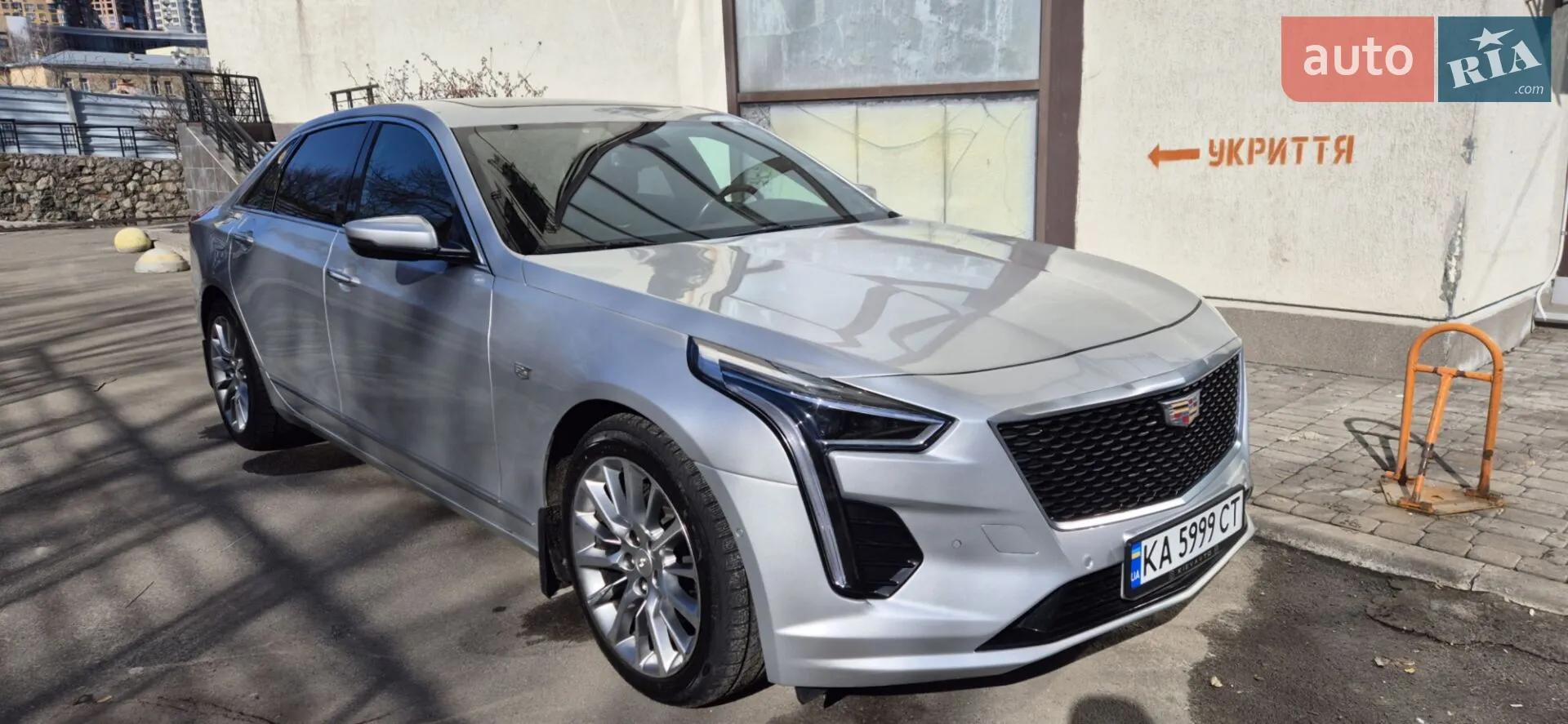 Cadillac CT6 2016 VIN 1G6KE5R61GU142328 фото оголошення 2 з 47