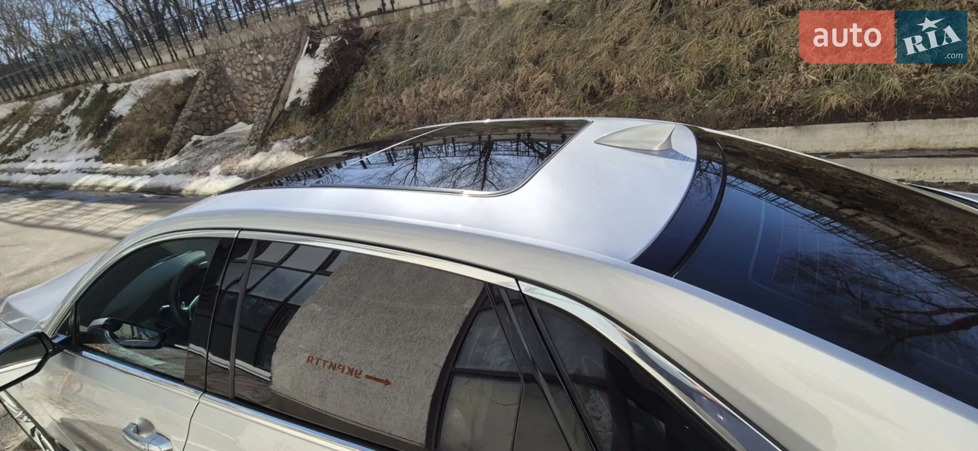 Cadillac CT6 2016 VIN 1G6KE5R61GU142328 фото оголошення 16 з 47