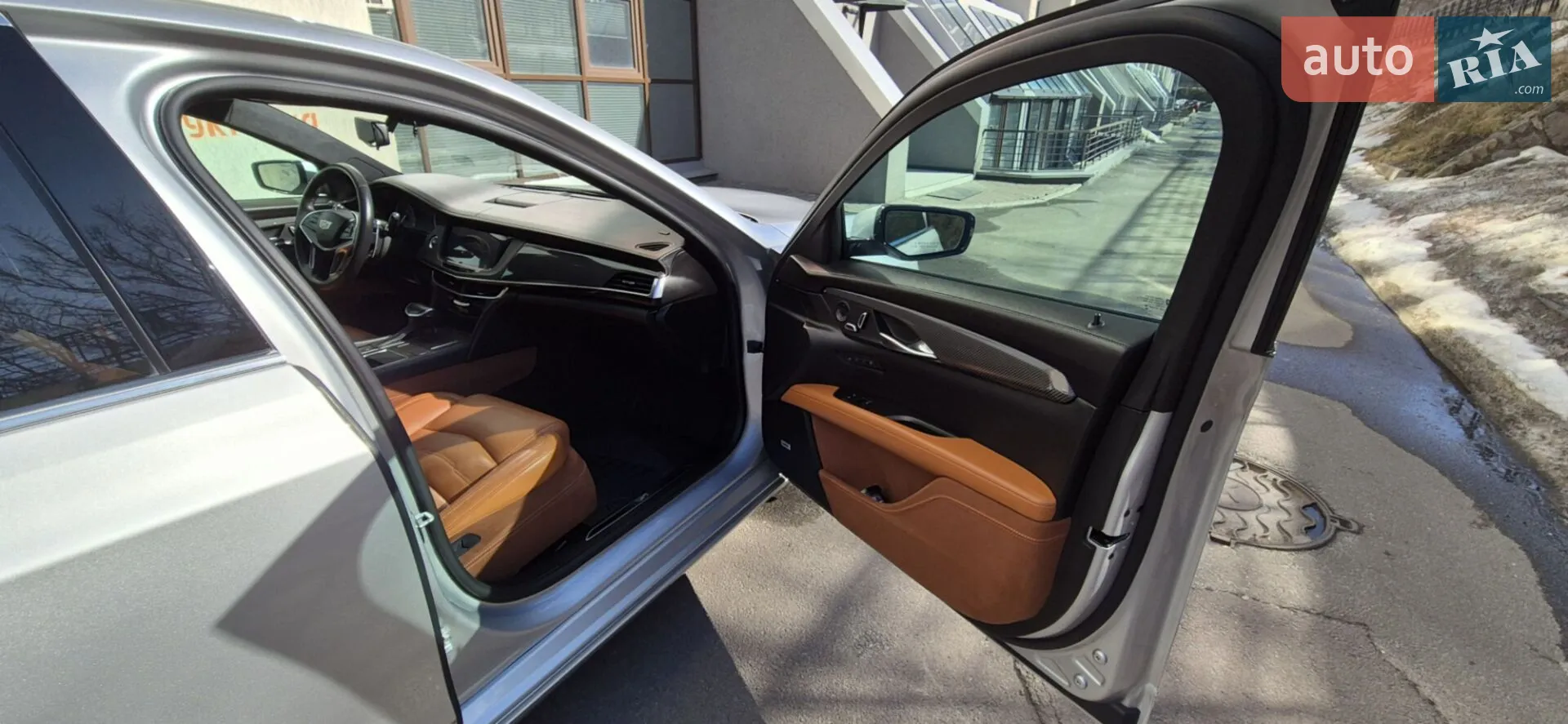 Cadillac CT6 2016 VIN 1G6KE5R61GU142328 фото оголошення 20 з 47