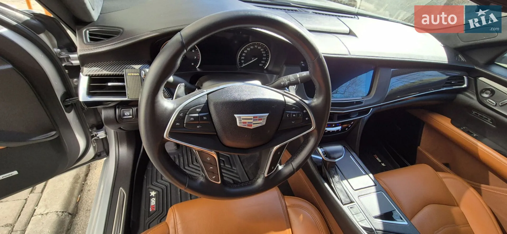Cadillac CT6 2016 VIN 1G6KE5R61GU142328 фото оголошення 28 з 47
