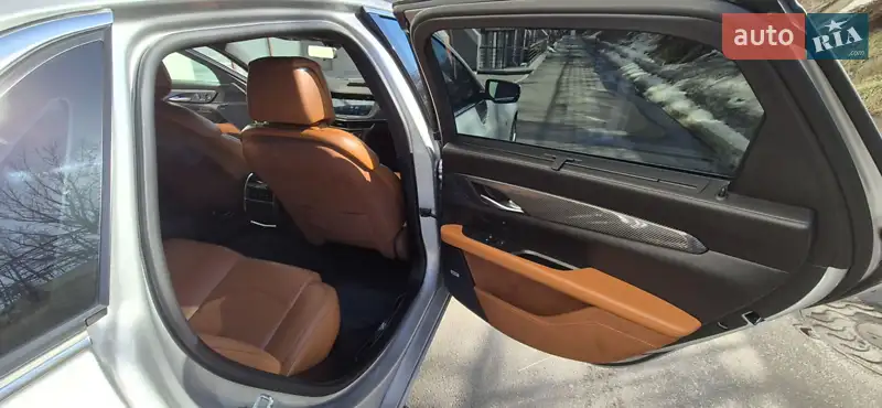 Cadillac CT6 2016 VIN 1G6KE5R61GU142328 фото оголошення 36 з 78