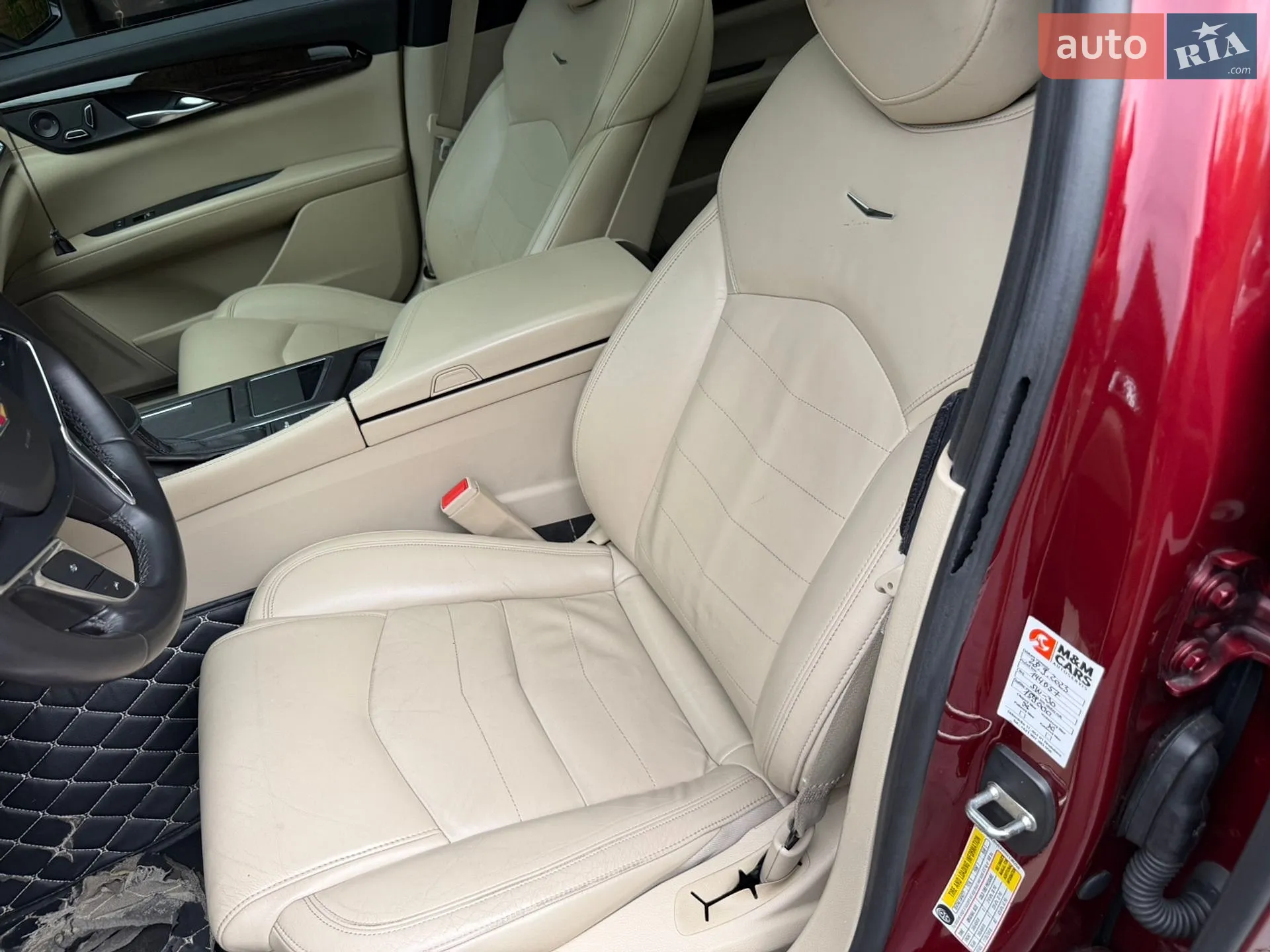 Cadillac CT6 2016 VIN 1G6KB5RS2HU130258 фото оголошення 14 з 18