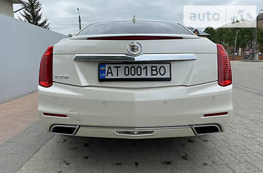 Седан Cadillac CTS 2013 в 
