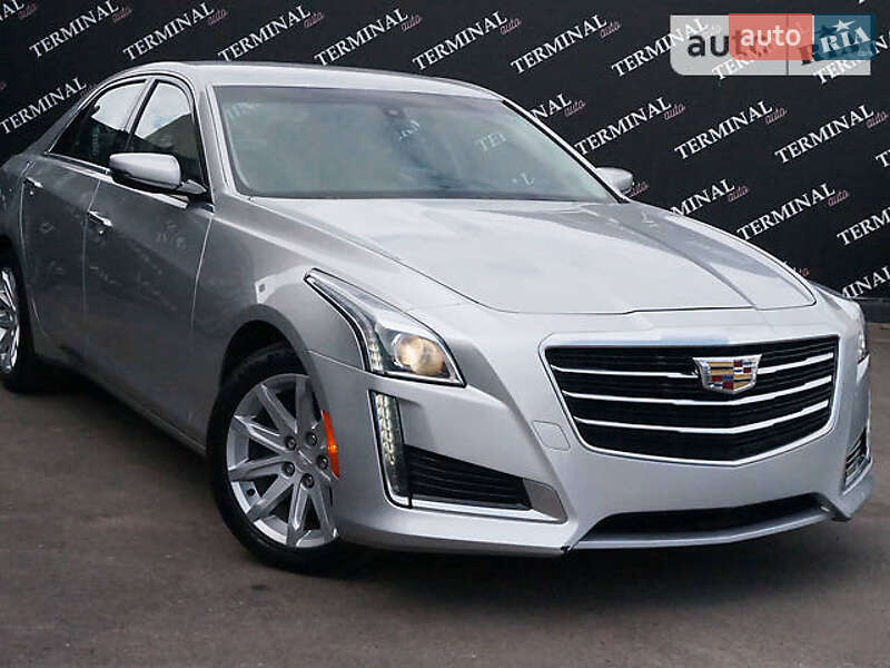 Седан Cadillac CTS 2014 в Чернівцях