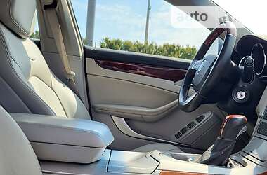 Седан Cadillac CTS 2010 в 