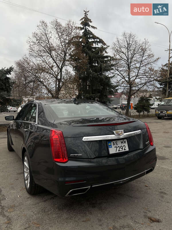 Седан Cadillac CTS 2014 в Новомосковске