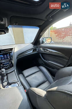 Седан Cadillac CTS 2015 в 
